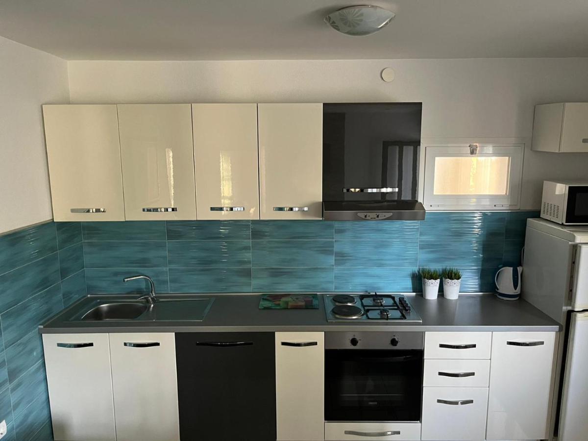 Mucic Apartments Makarska Eksteriør billede