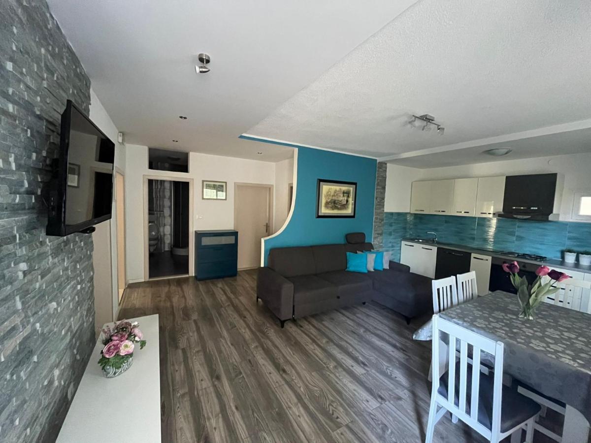 Mucic Apartments Makarska Eksteriør billede