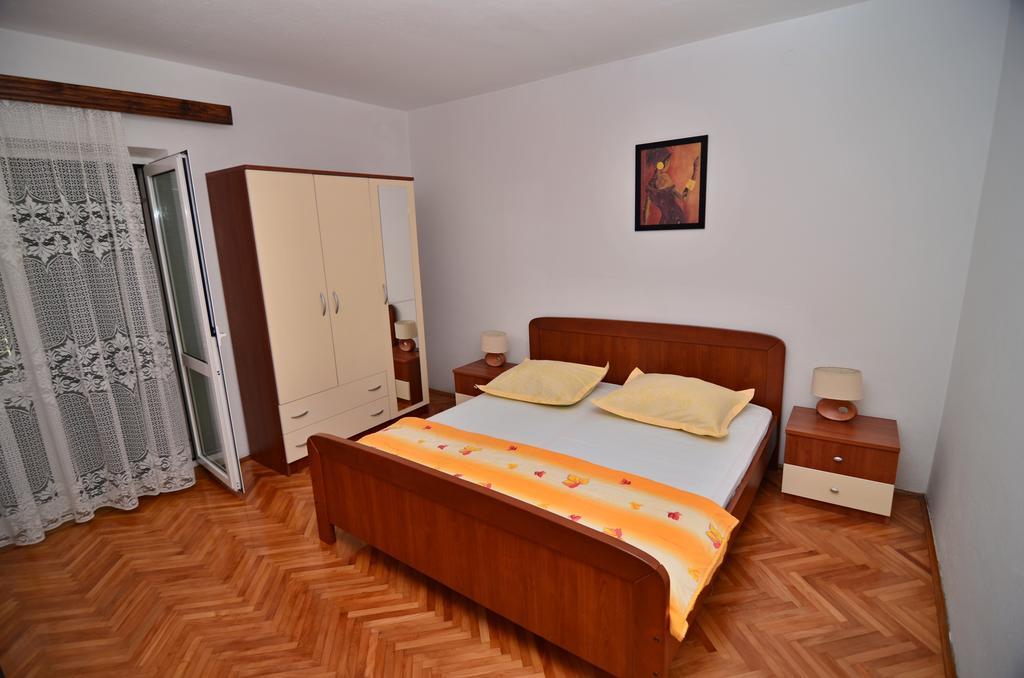 Mucic Apartments Makarska Eksteriør billede