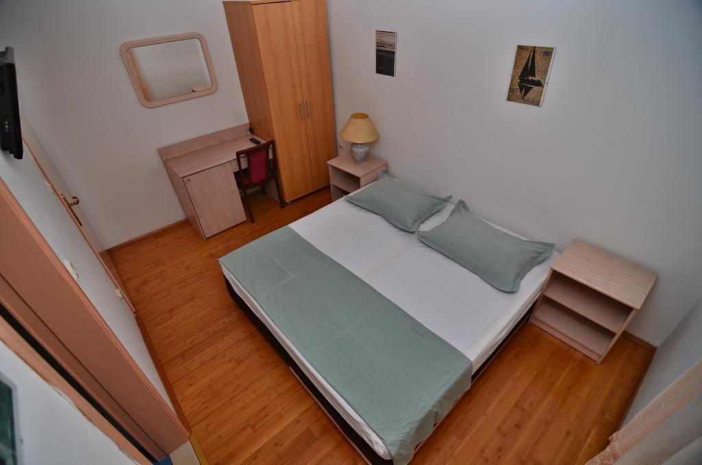 Mucic Apartments Makarska Eksteriør billede