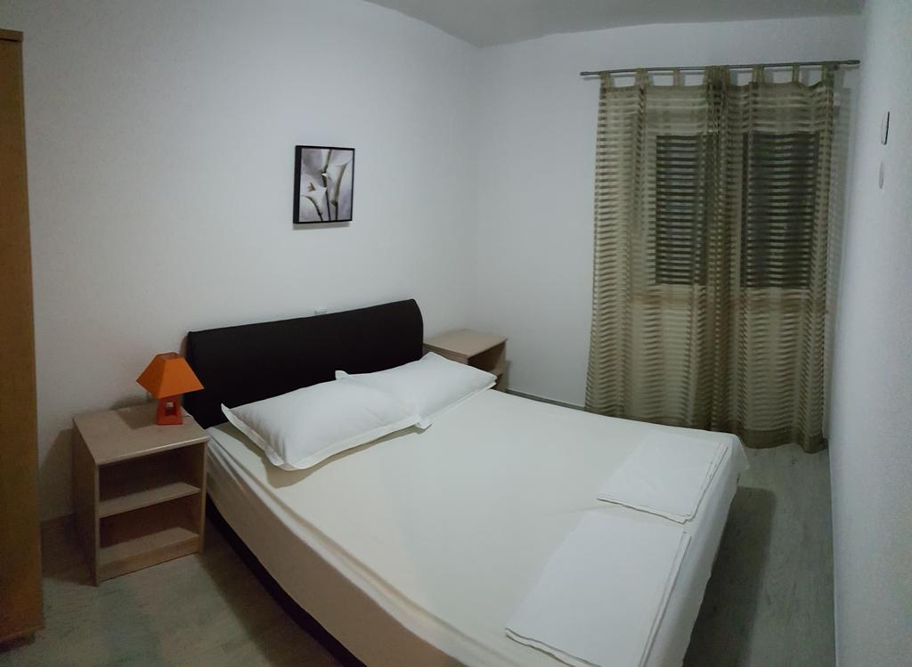 Mucic Apartments Makarska Eksteriør billede