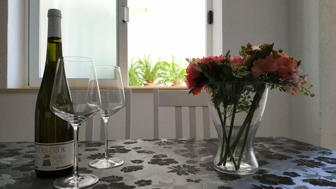 Mucic Apartments Makarska Eksteriør billede